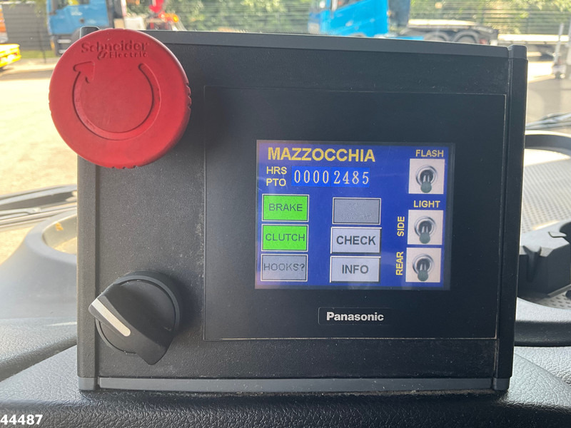 Mercedes-Benz Atego 1524 Euro 6 Fratelli Mazzocchia 12m² leasing Mercedes-Benz Atego 1524 Euro 6 Fratelli Mazzocchia 12m²: picture 16 Mercedes-Benz Atego 1524 Euro 6 Fratelli Mazzocchia 12m² leasing Mercedes-Benz Atego 1524 Euro 6 Fratelli Mazzocchia 12m²: picture 16