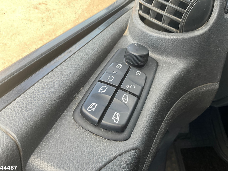 Mercedes-Benz Atego 1524 Euro 6 Fratelli Mazzocchia 12m² leasing Mercedes-Benz Atego 1524 Euro 6 Fratelli Mazzocchia 12m²: picture 15 Mercedes-Benz Atego 1524 Euro 6 Fratelli Mazzocchia 12m² leasing Mercedes-Benz Atego 1524 Euro 6 Fratelli Mazzocchia 12m²: picture 15