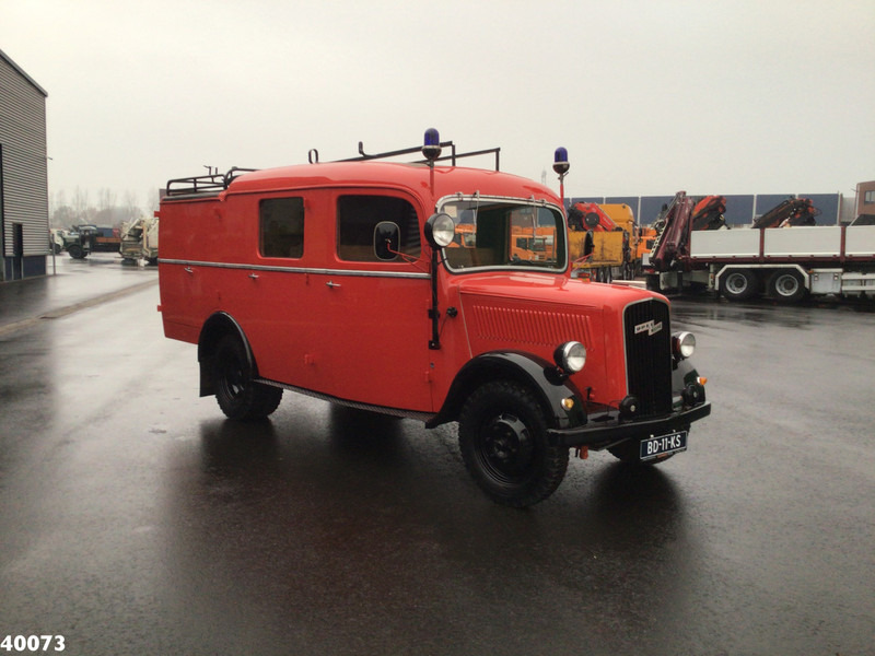 Opel Blitz 1.5 T-45 - Closed box van: picture 4 Opel Blitz 1.5 T-45 - Closed box van: picture 4