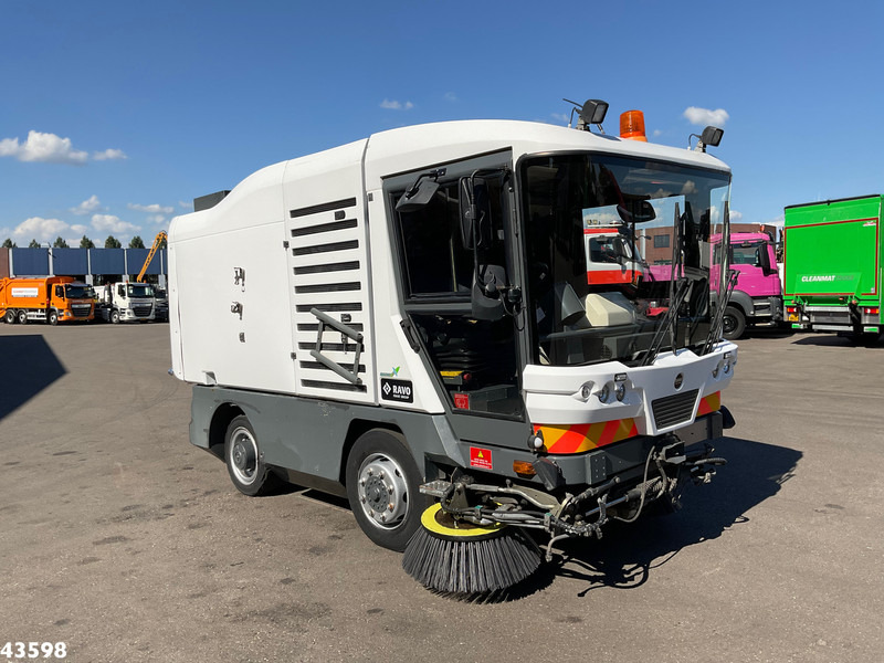 Ravo 540 - Road sweeper: picture 3 Ravo 540 - Road sweeper: picture 3