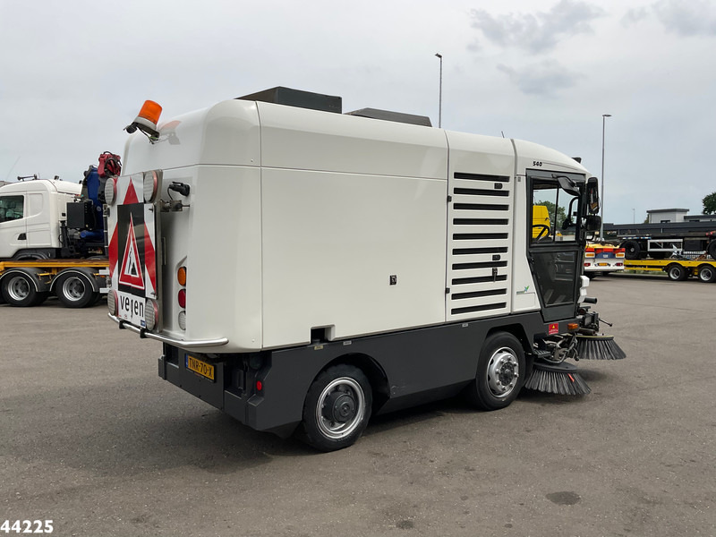 Ravo 540 with 3-rd brush - Road sweeper: picture 4 Ravo 540 with 3-rd brush - Road sweeper: picture 4