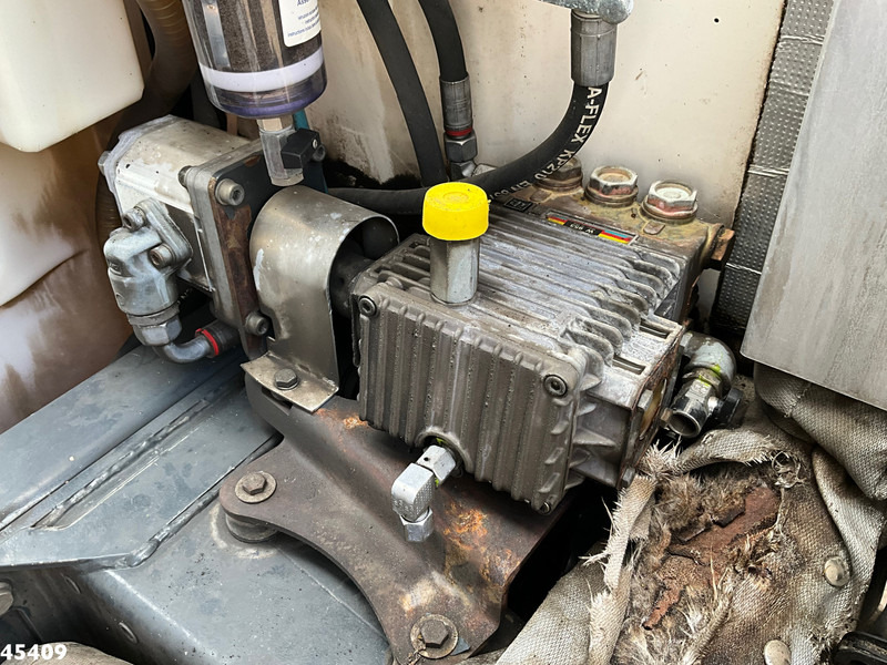 Road sweeper Schmidt Cleango 500 Compact Euro 6 with 3-rd brush: picture 9