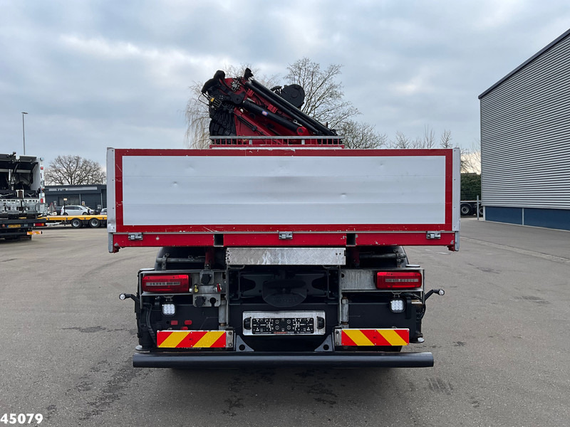 Tatra T 158 8x6 Euro 6 HMF 85 Tonmeter laadkraan + Fly-Jib Just 147.844 km! - Crane truck: picture 4 Tatra T 158 8x6 Euro 6 HMF 85 Tonmeter laadkraan + Fly-Jib Just 147.844 km! - Crane truck: picture 4