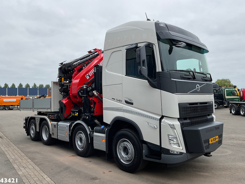 Interior photo 1: Volvo FH 540 Effer 145 Tonmeter laadkraan + Fly-Jib! Trekker met Ballastbak! NEW AND UNUSED! leasing Volvo FH 540 Effer 145 Tonmeter laadkraan + Fly-Jib! Trekker met Ballastbak! NEW AND UNUSED!