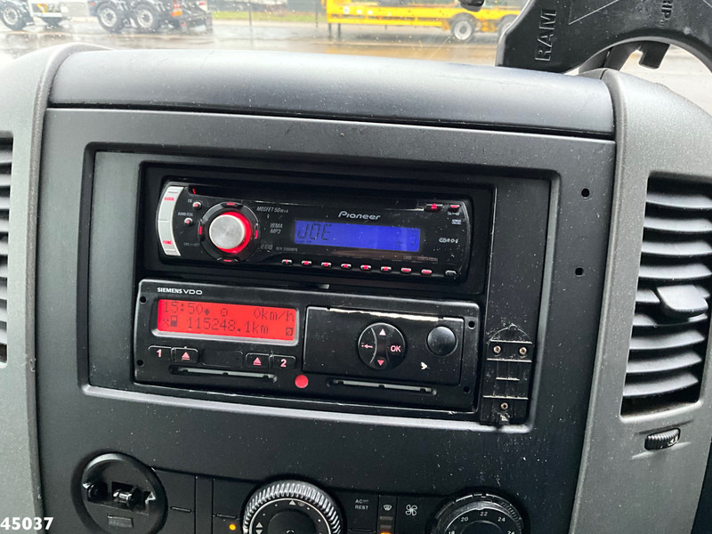 Garbage truck Volkswagen Crafter 2.5 TDI Terberg zijlader Just 115.247 Km!: picture 19