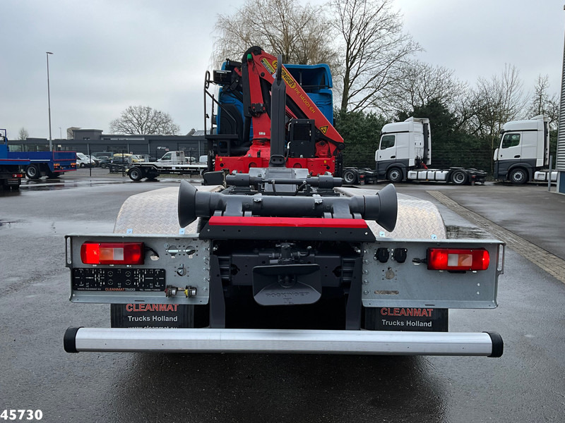 Volvo FE 350 Euro 6 Palfinger 14 Tonmeter laadkraan - Hook lift truck, Crane truck: picture 3 Volvo FE 350 Euro 6 Palfinger 14 Tonmeter laadkraan - Hook lift truck, Crane truck: picture 3