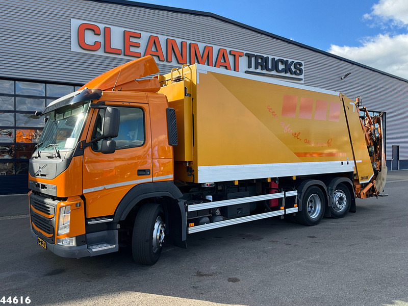 Garbage truck Volvo FM 330 Euro 6 Zoeller 25m³: picture 1