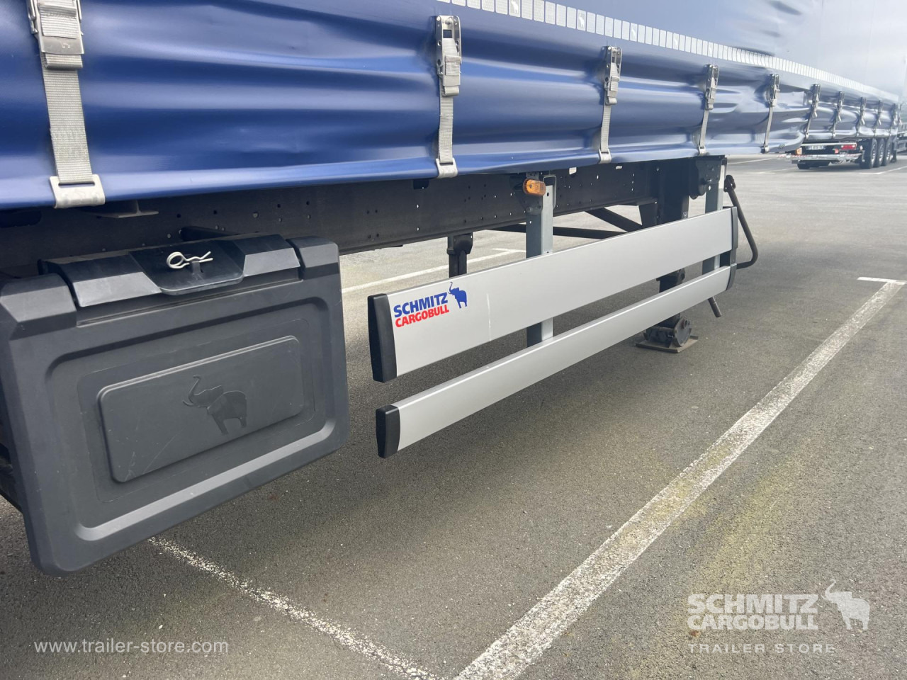 SCHMITZ Curtainsider Mega - Curtainsider semi-trailer: picture 3 SCHMITZ Curtainsider Mega - Curtainsider semi-trailer: picture 3