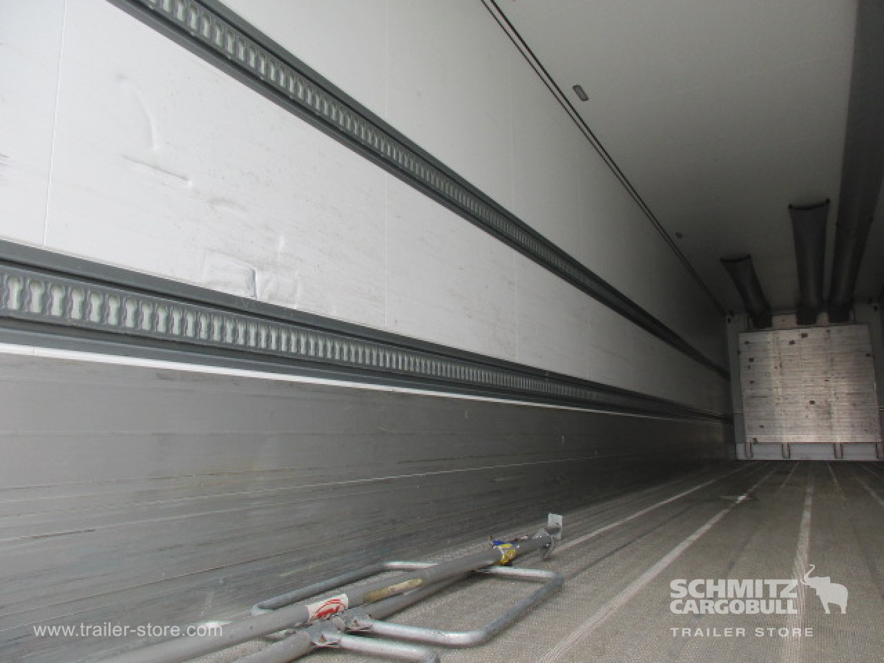 SCHMITZ Reefer Standard - Isothermal semi-trailer: picture 2 SCHMITZ Reefer Standard - Isothermal semi-trailer: picture 2