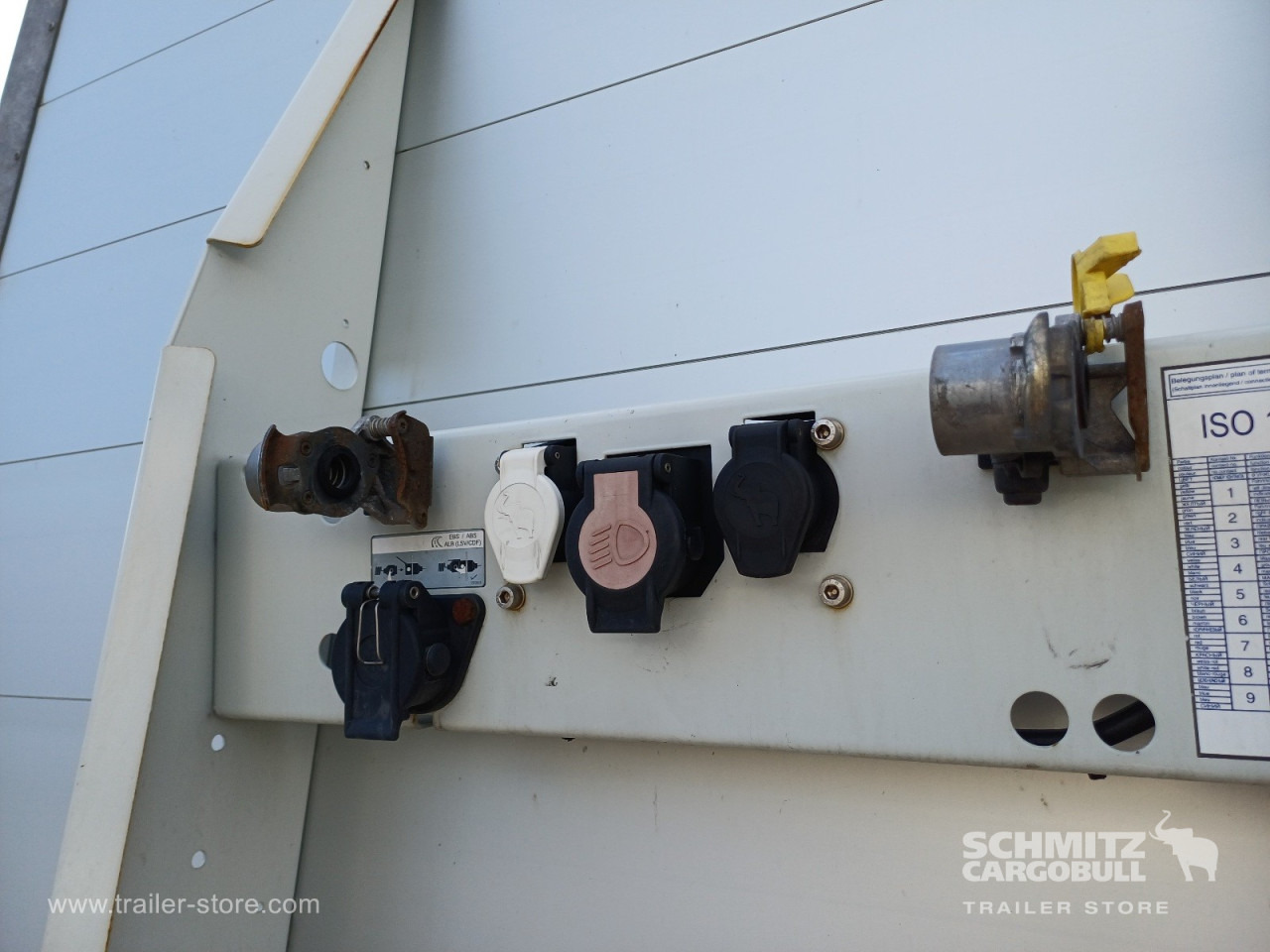 SCHMITZ Auflieger Curtainsider Mega - Curtainsider semi-trailer: picture 2 SCHMITZ Auflieger Curtainsider Mega - Curtainsider semi-trailer: picture 2