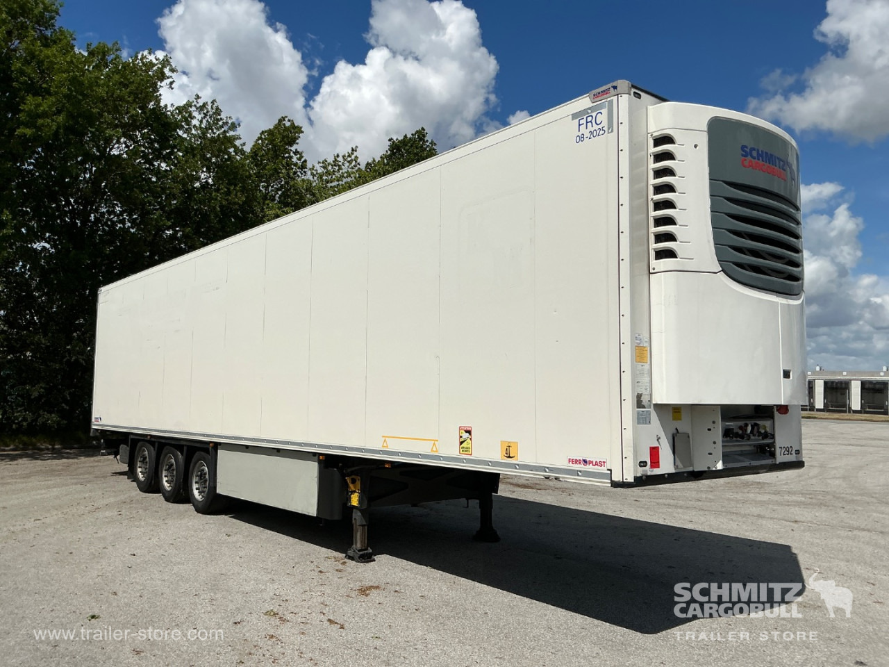 SCHMITZ Reefer Meat hanging system - Isothermal semi-trailer: picture 1 SCHMITZ Reefer Meat hanging system - Isothermal semi-trailer: picture 1
