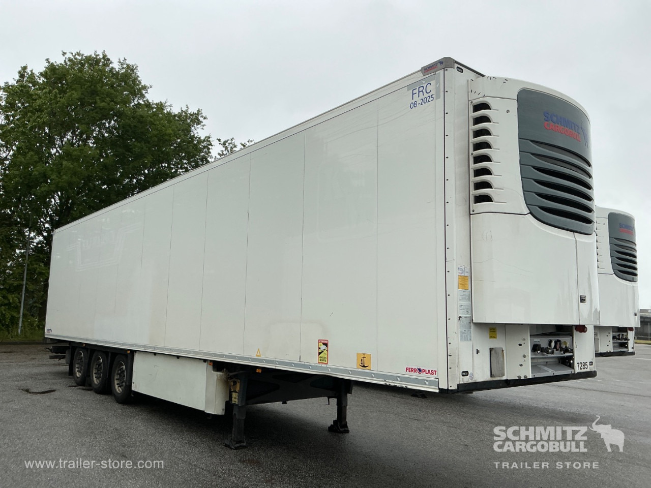 SCHMITZ Reefer Meat hanging system - Isothermal semi-trailer: picture 1 SCHMITZ Reefer Meat hanging system - Isothermal semi-trailer: picture 1