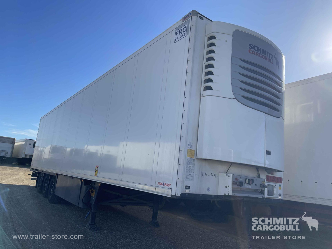 SCHMITZ Semiremolque Frigo Standard - Isothermal semi-trailer: picture 1 SCHMITZ Semiremolque Frigo Standard - Isothermal semi-trailer: picture 1