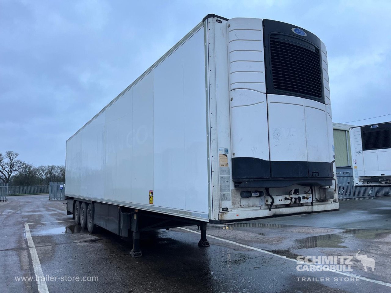 SCHMITZ Reefer Meat hanging system - Isothermal semi-trailer: picture 1 SCHMITZ Reefer Meat hanging system - Isothermal semi-trailer: picture 1