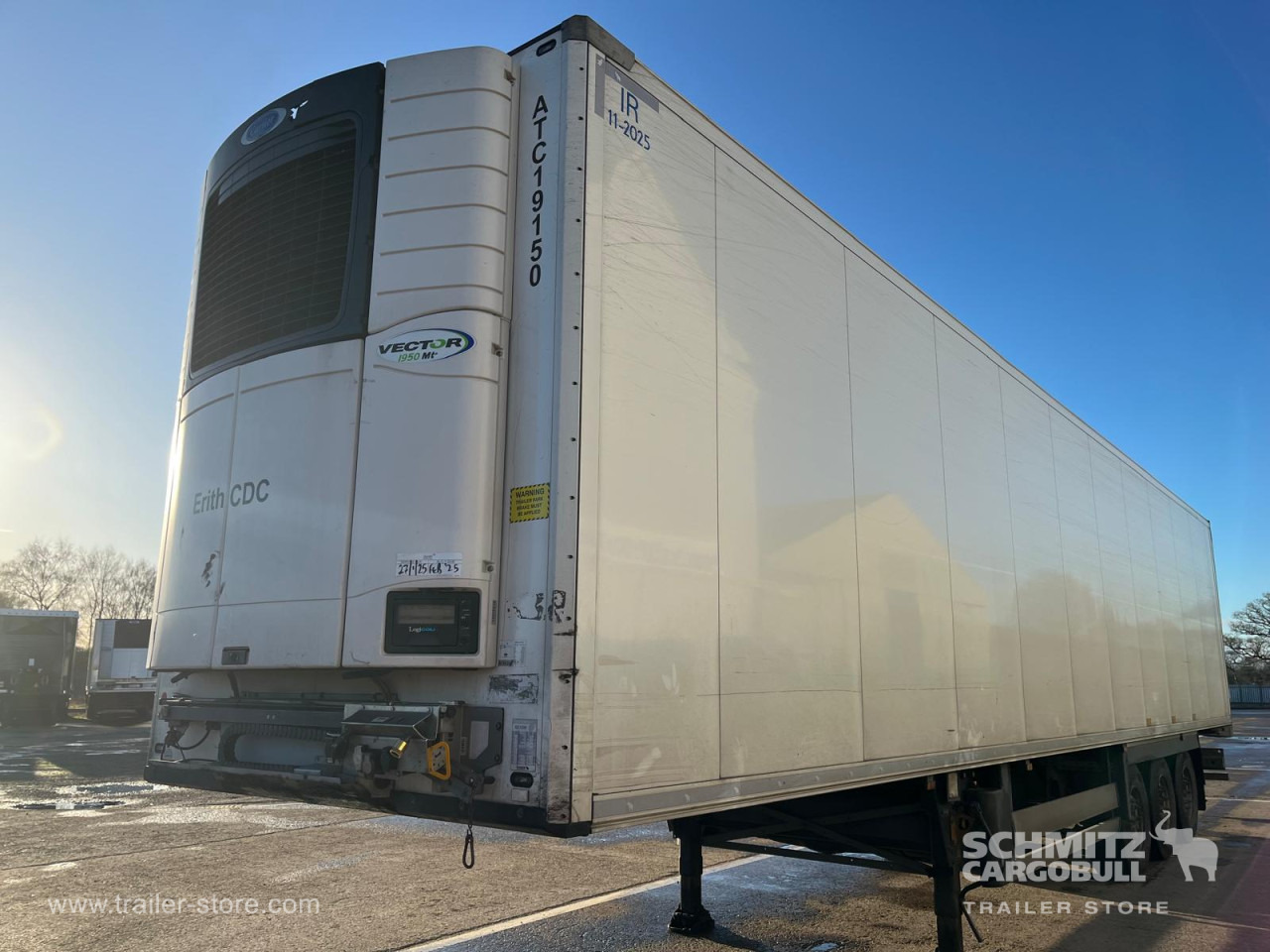 Isothermal semi-trailer SCHMITZ Reefer Multitemp: picture 11
