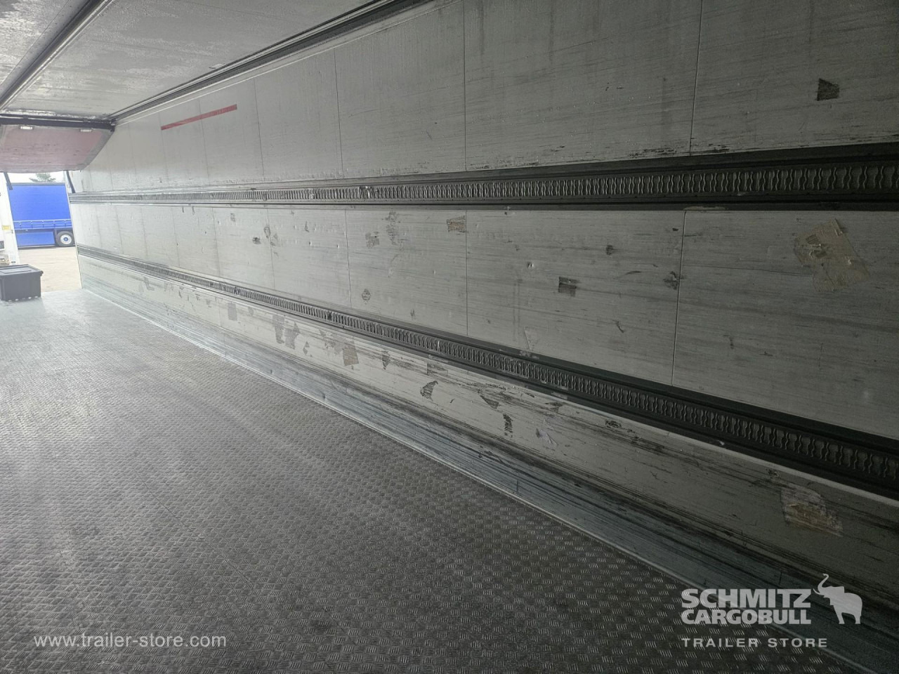 SCHMITZ Reefer Multitemp - Isothermal semi-trailer: picture 2 SCHMITZ Reefer Multitemp - Isothermal semi-trailer: picture 2
