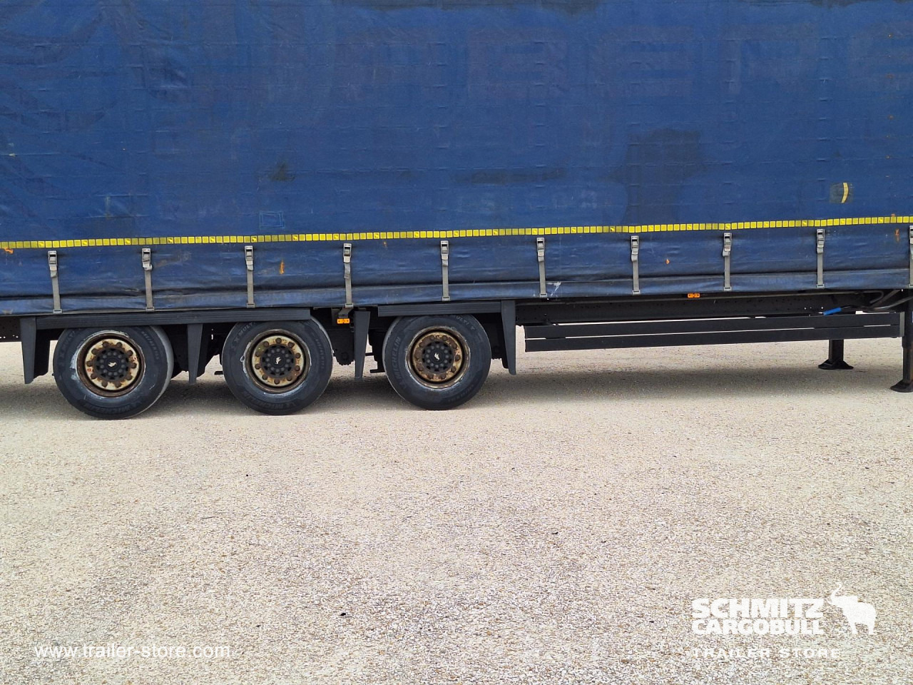 SCHMITZ Curtainsider Mega - Curtainsider semi-trailer: picture 5 SCHMITZ Curtainsider Mega - Curtainsider semi-trailer: picture 5