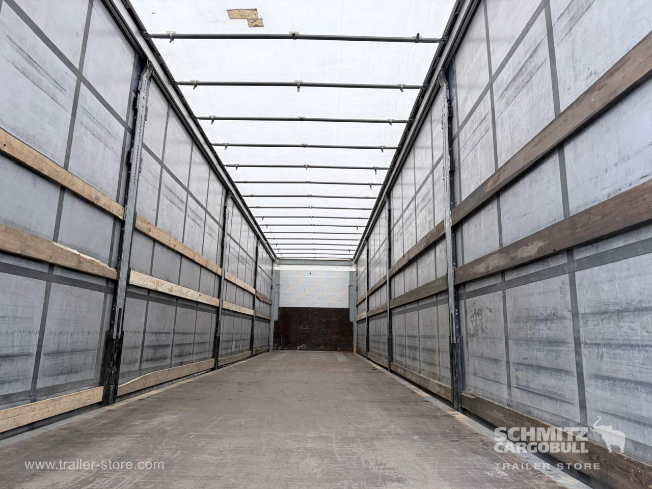 SCHMITZ Curtainsider Standard - Curtainsider semi-trailer: picture 2 SCHMITZ Curtainsider Standard - Curtainsider semi-trailer: picture 2
