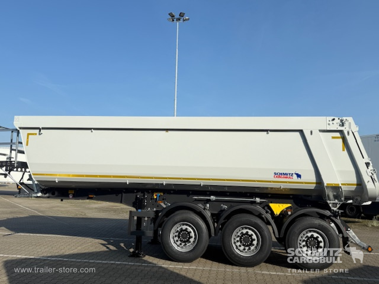SCHMITZ Oplegger Kipper Standard 29m³ - Tipper semi-trailer: picture 1 SCHMITZ Oplegger Kipper Standard 29m³ - Tipper semi-trailer: picture 1