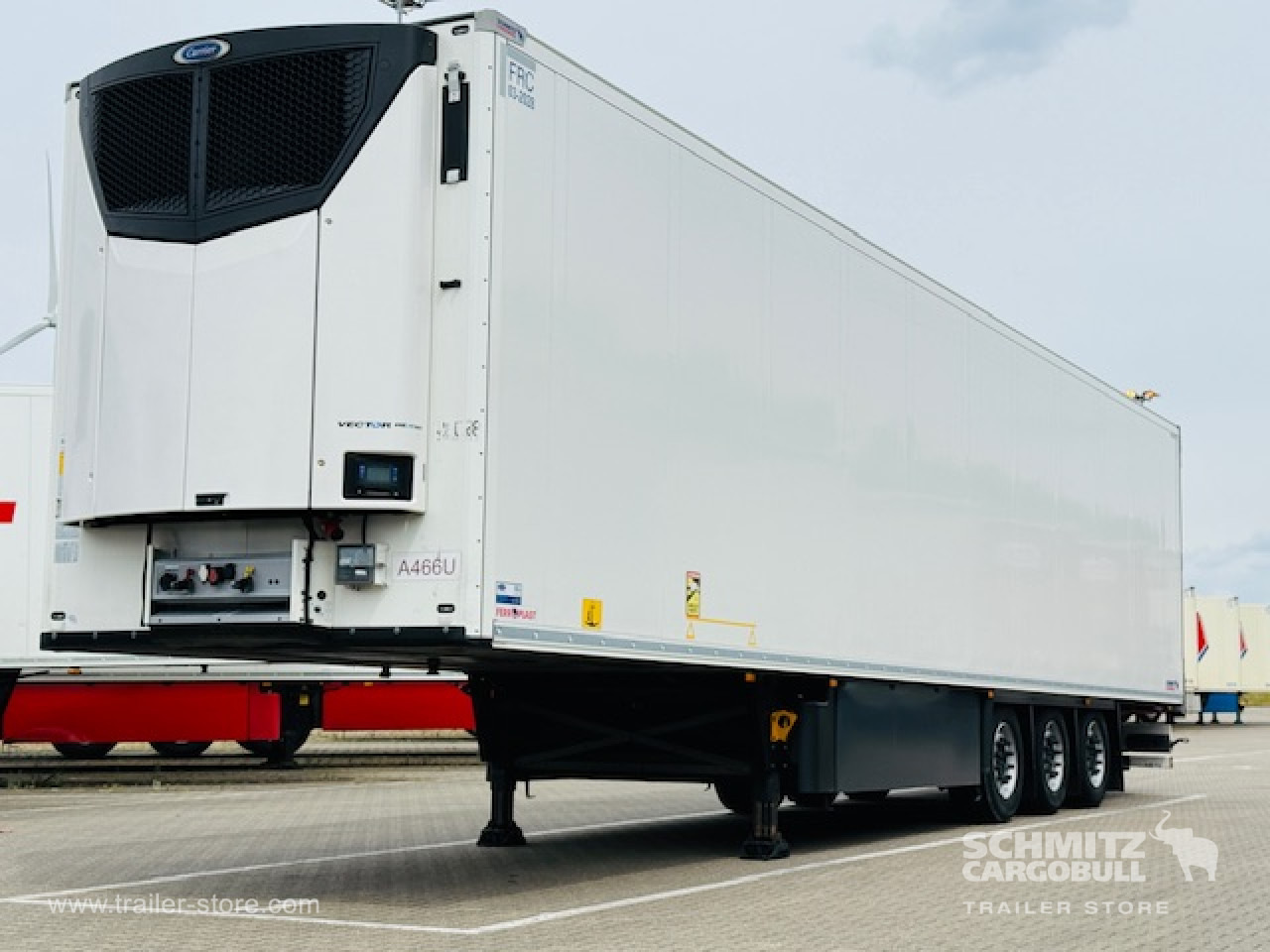 SCHMITZ Oplegger Vries Multitemp - Isothermal semi-trailer: picture 1 SCHMITZ Oplegger Vries Multitemp - Isothermal semi-trailer: picture 1