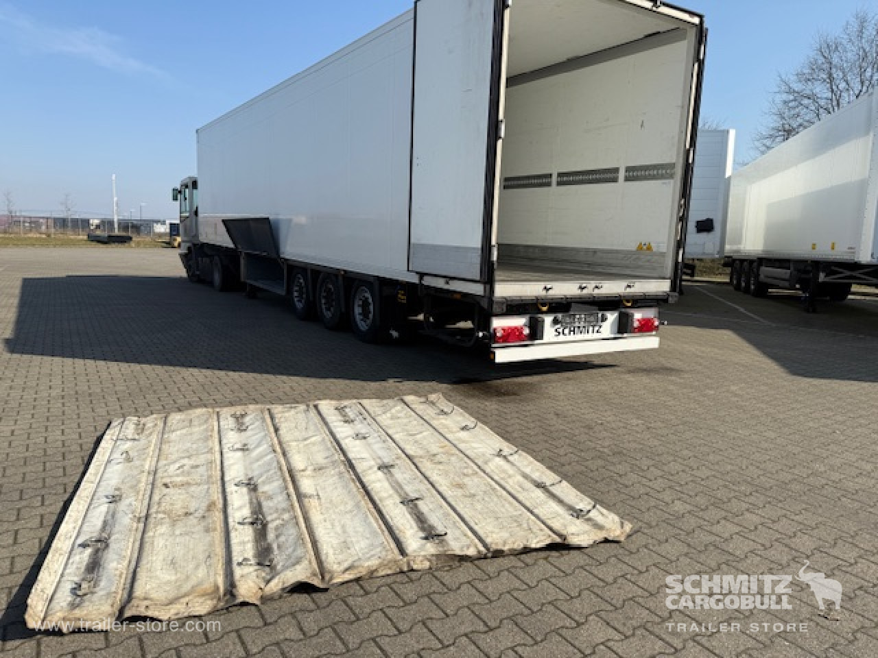 SCHMITZ Oplegger Vries Multitemp - Isothermal semi-trailer: picture 5 SCHMITZ Oplegger Vries Multitemp - Isothermal semi-trailer: picture 5