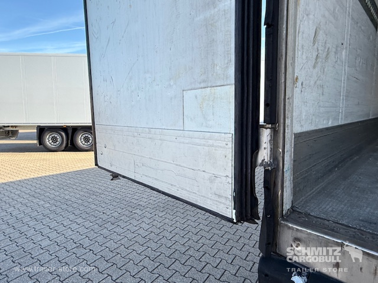 SCHMITZ Oplegger Vries Multitemp - Isothermal semi-trailer: picture 5 SCHMITZ Oplegger Vries Multitemp - Isothermal semi-trailer: picture 5