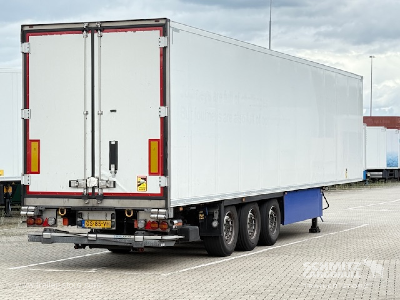 Isothermal semi-trailer SCHMITZ Oplegger Vries Multitemp Taillift: picture 8