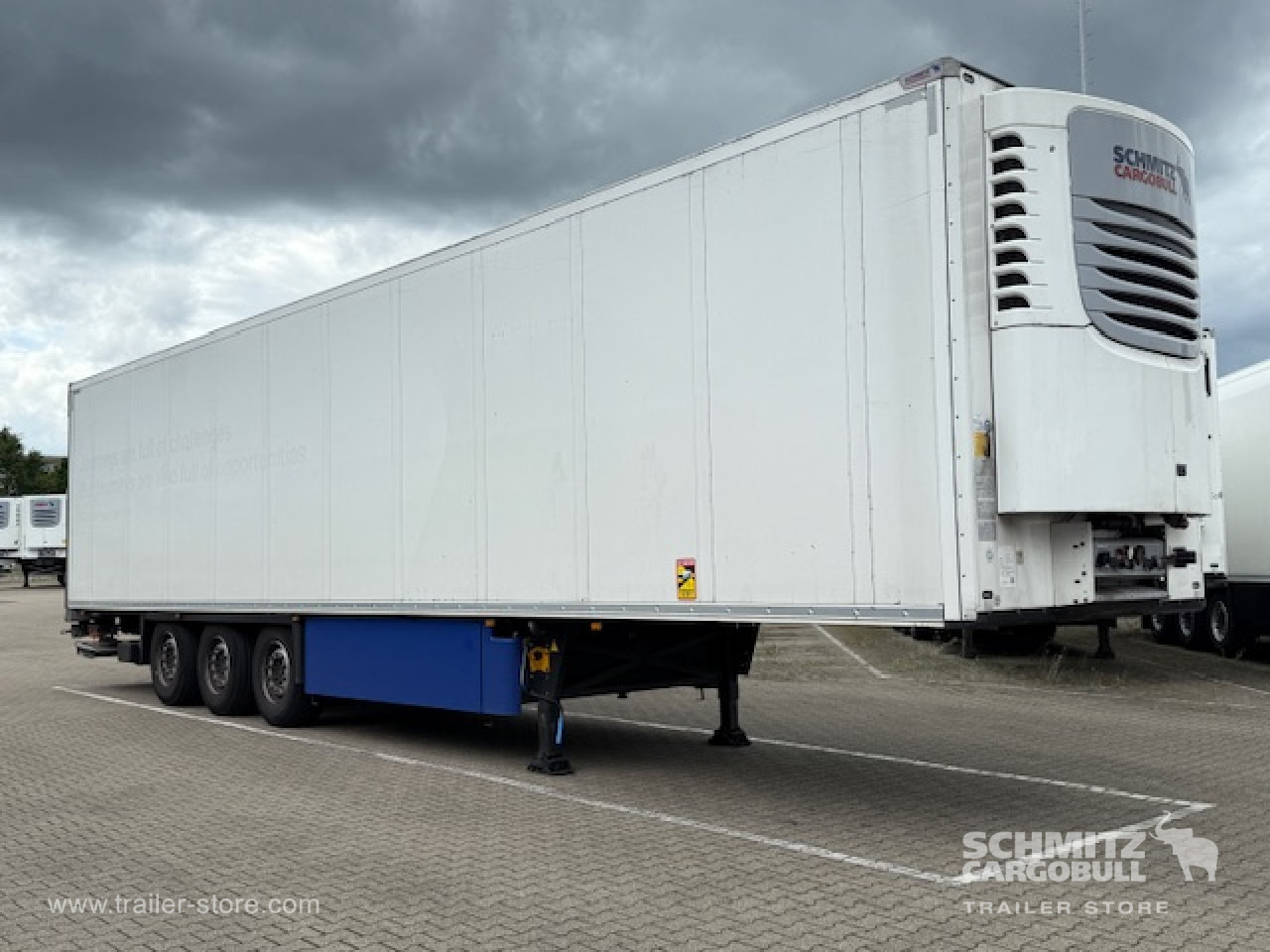 Isothermal semi-trailer SCHMITZ Oplegger Vries Multitemp Taillift: picture 10