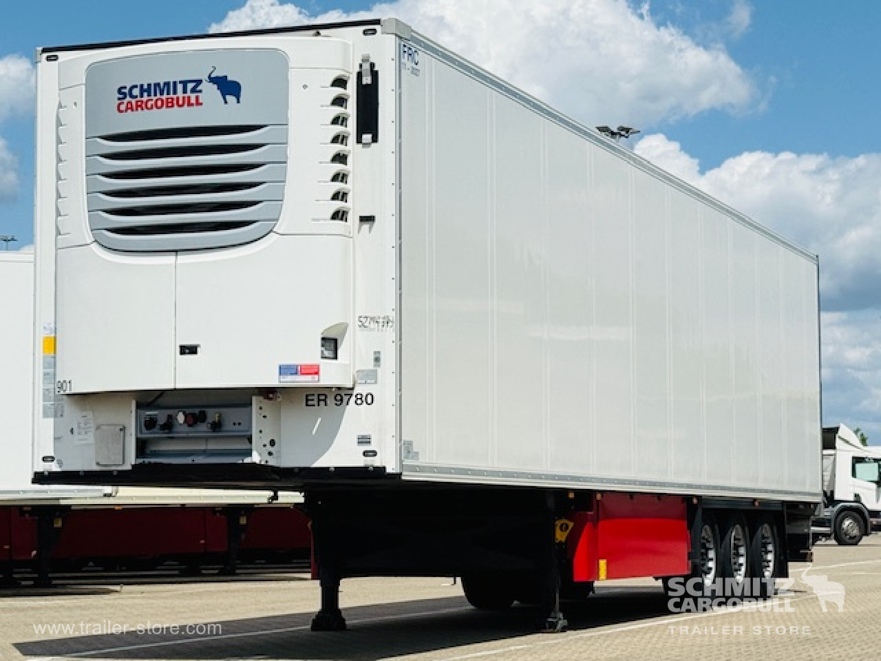 SCHMITZ Oplegger Vries Standard Double deck - Isothermal semi-trailer: picture 1 SCHMITZ Oplegger Vries Standard Double deck - Isothermal semi-trailer: picture 1