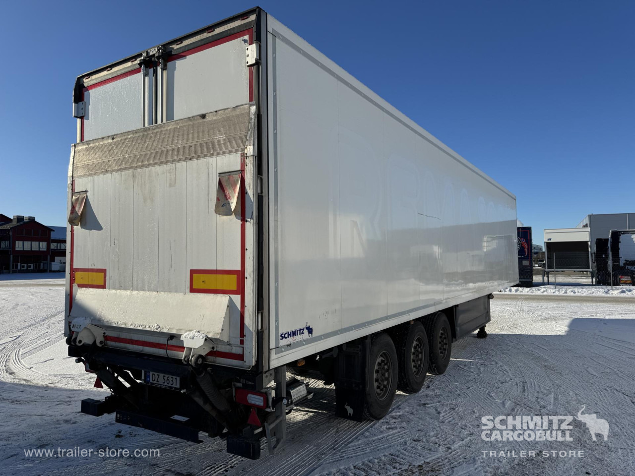 SCHMITZ Reefer Standard Double deck Taillift - Isothermal semi-trailer: picture 4 SCHMITZ Reefer Standard Double deck Taillift - Isothermal semi-trailer: picture 4