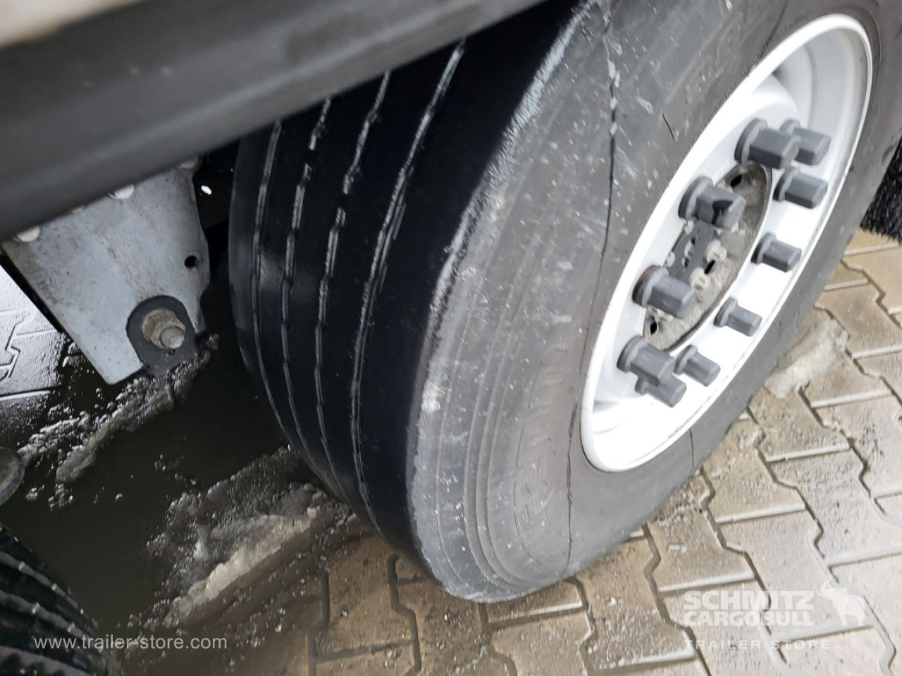 SCHMITZ Curtainsider Standard - Curtainsider semi-trailer: picture 3 SCHMITZ Curtainsider Standard - Curtainsider semi-trailer: picture 3