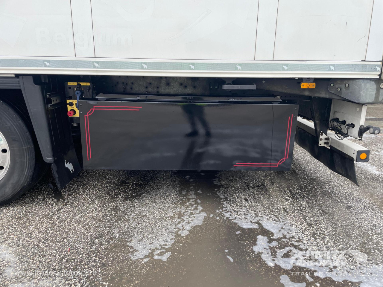 SCHMITZ Reefer Multitemp - Isothermal semi-trailer: picture 3 SCHMITZ Reefer Multitemp - Isothermal semi-trailer: picture 3