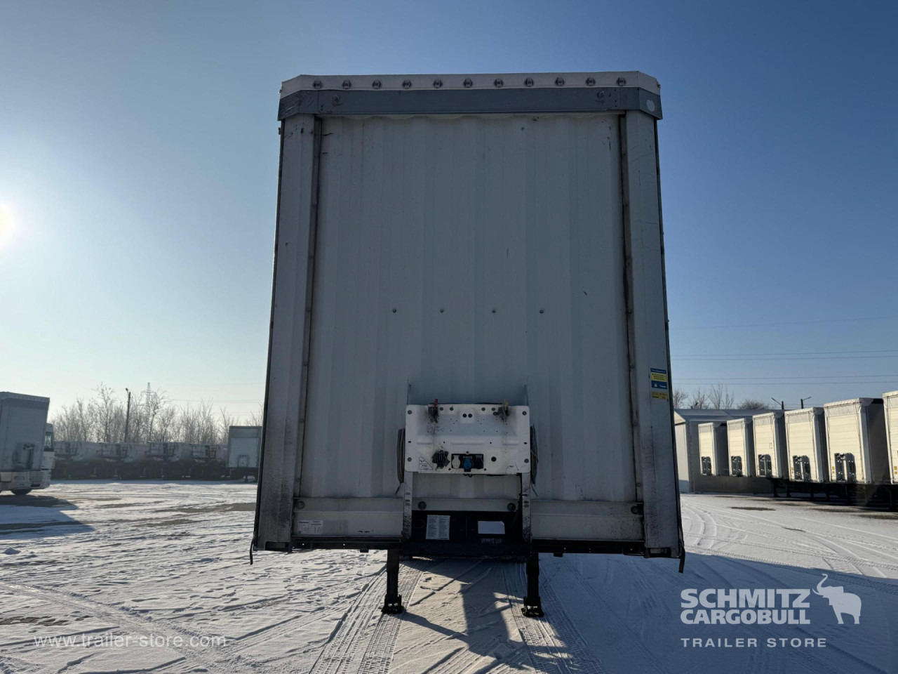 Curtainsider semi-trailer KRONE Curtainsider Mega: picture 8
