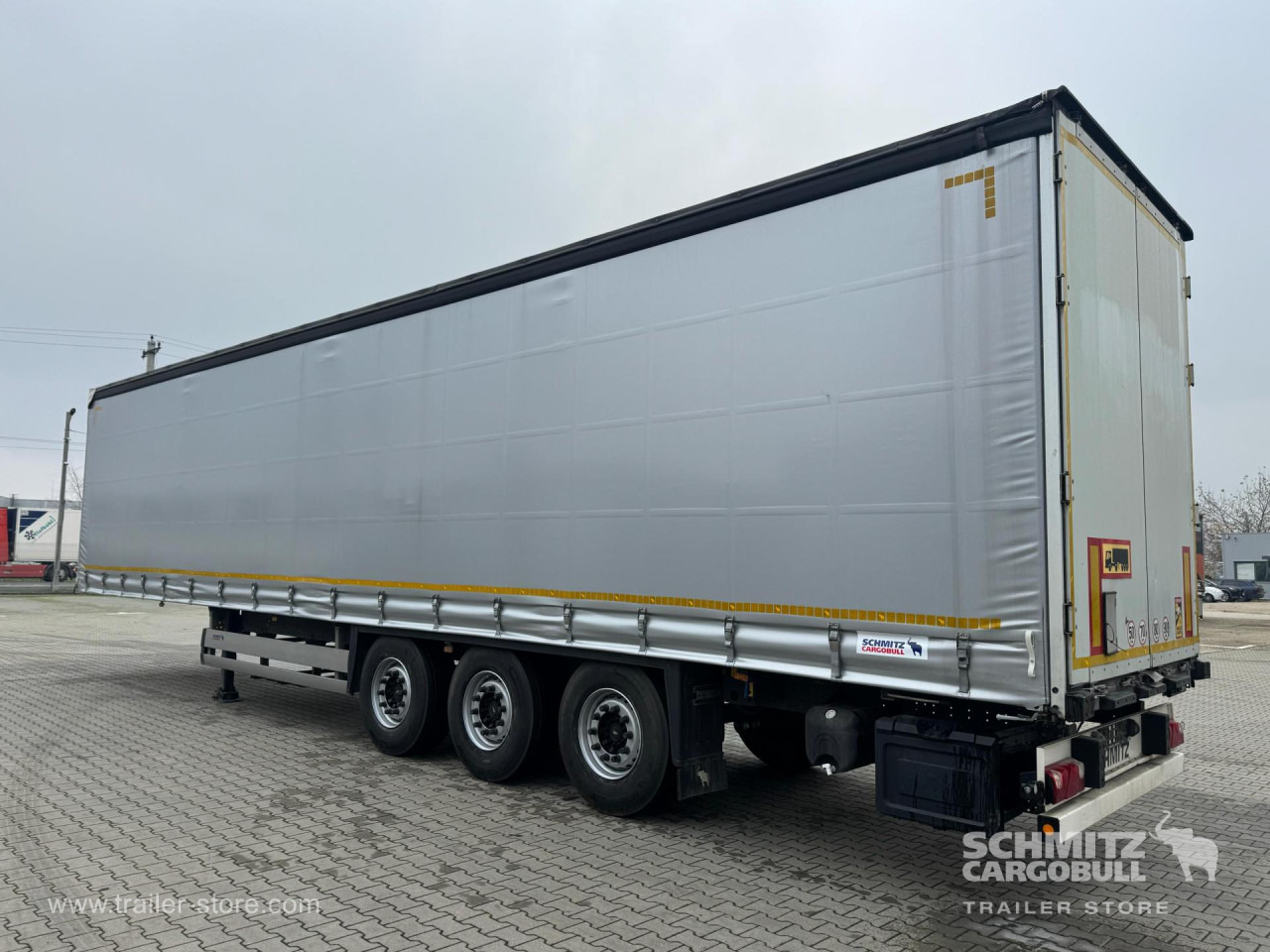 SCHMITZ Curtainsider Standard - Curtainsider semi-trailer: picture 5 SCHMITZ Curtainsider Standard - Curtainsider semi-trailer: picture 5
