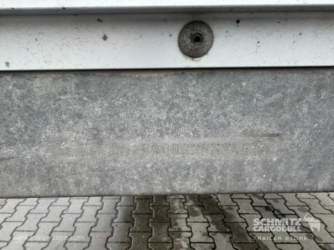 SCHMITZ Curtainsider Standard - Curtainsider semi-trailer: picture 3 SCHMITZ Curtainsider Standard - Curtainsider semi-trailer: picture 3