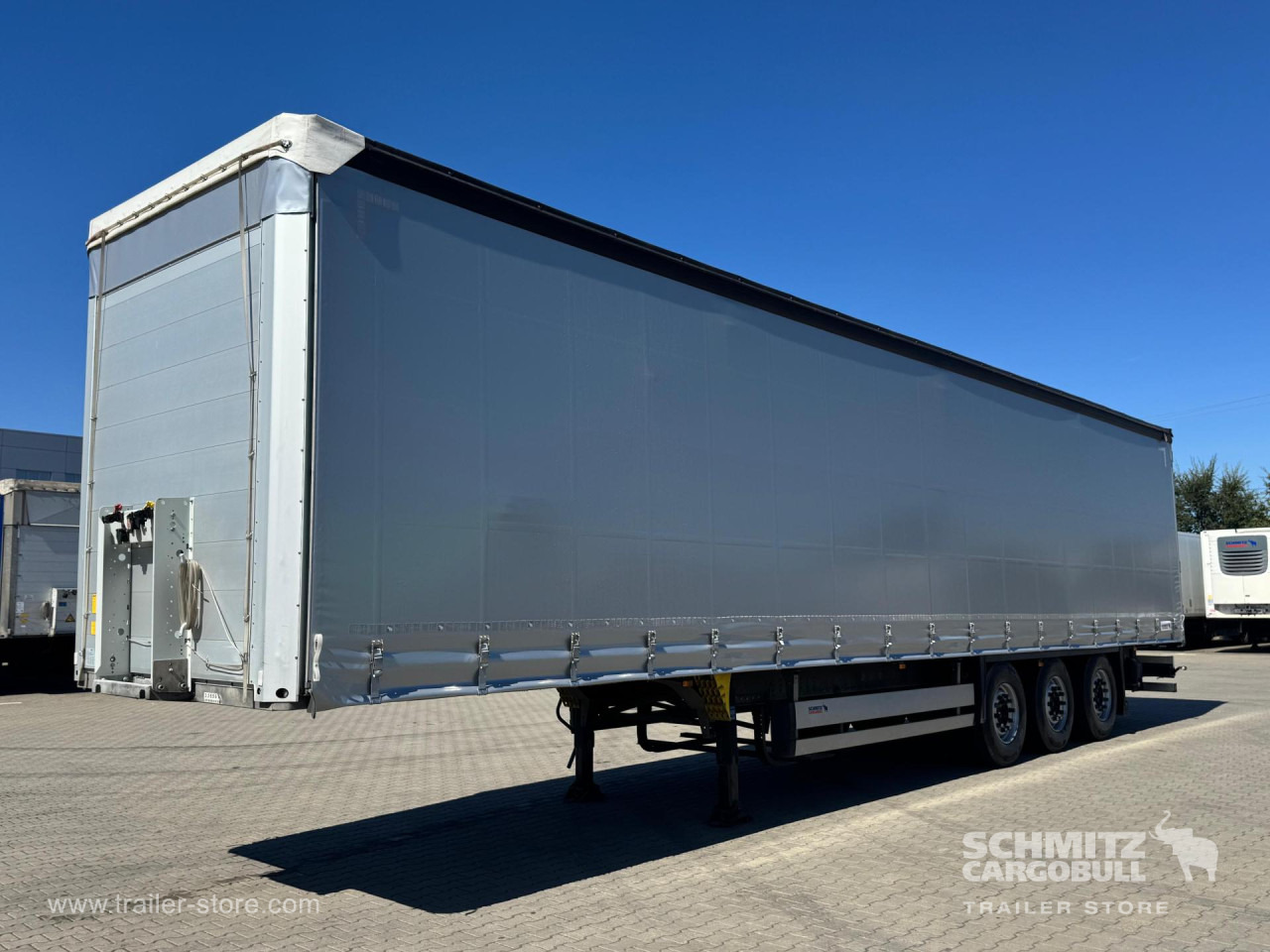 SCHMITZ Curtainsider Standard - Curtainsider semi-trailer: picture 4 SCHMITZ Curtainsider Standard - Curtainsider semi-trailer: picture 4