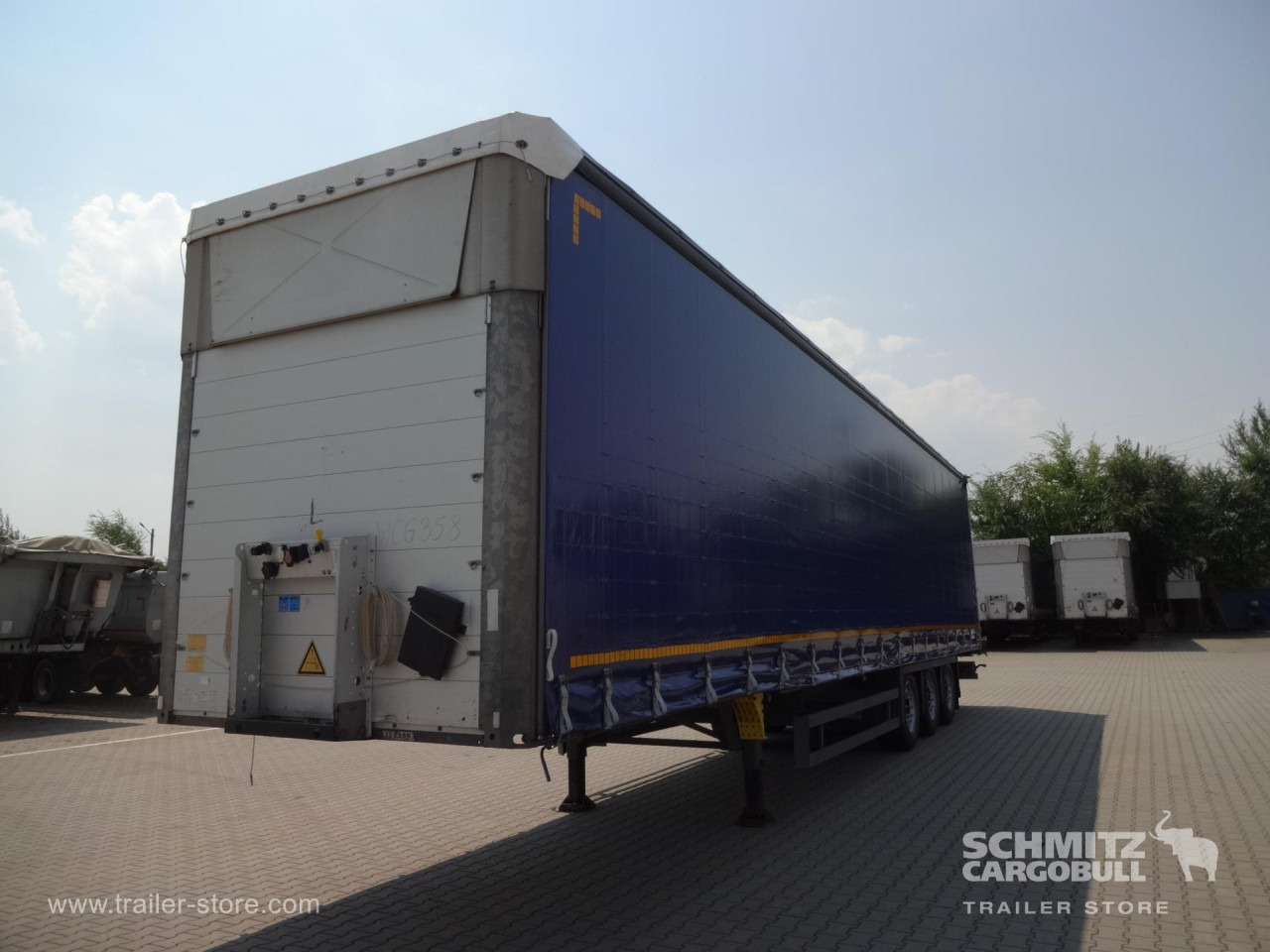 SCHMITZ Curtainsider Varios - Curtainsider semi-trailer: picture 4 SCHMITZ Curtainsider Varios - Curtainsider semi-trailer: picture 4