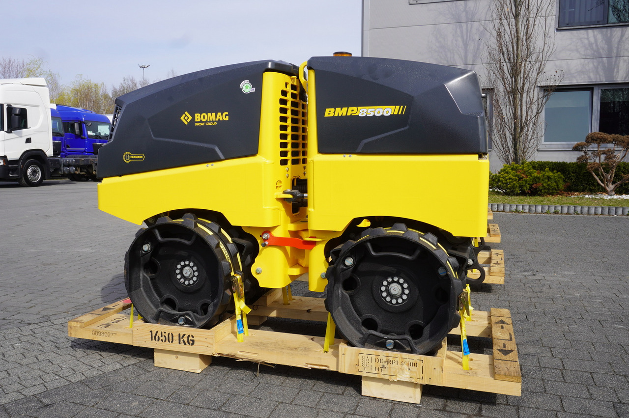 BOMAG BMP 8500 brand-new trench roller / Remote Control / 4 units - Road roller: picture 5 BOMAG BMP 8500 brand-new trench roller / Remote Control / 4 units - Road roller: picture 5