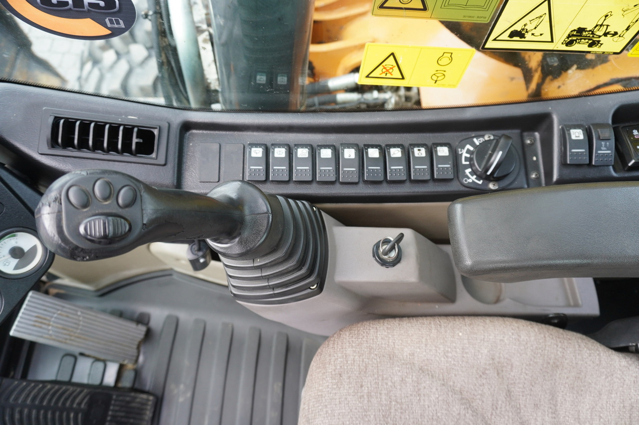 Wheel excavator CASE WX218 / 23t wheeled excavator / 3 times folding arm: picture 23