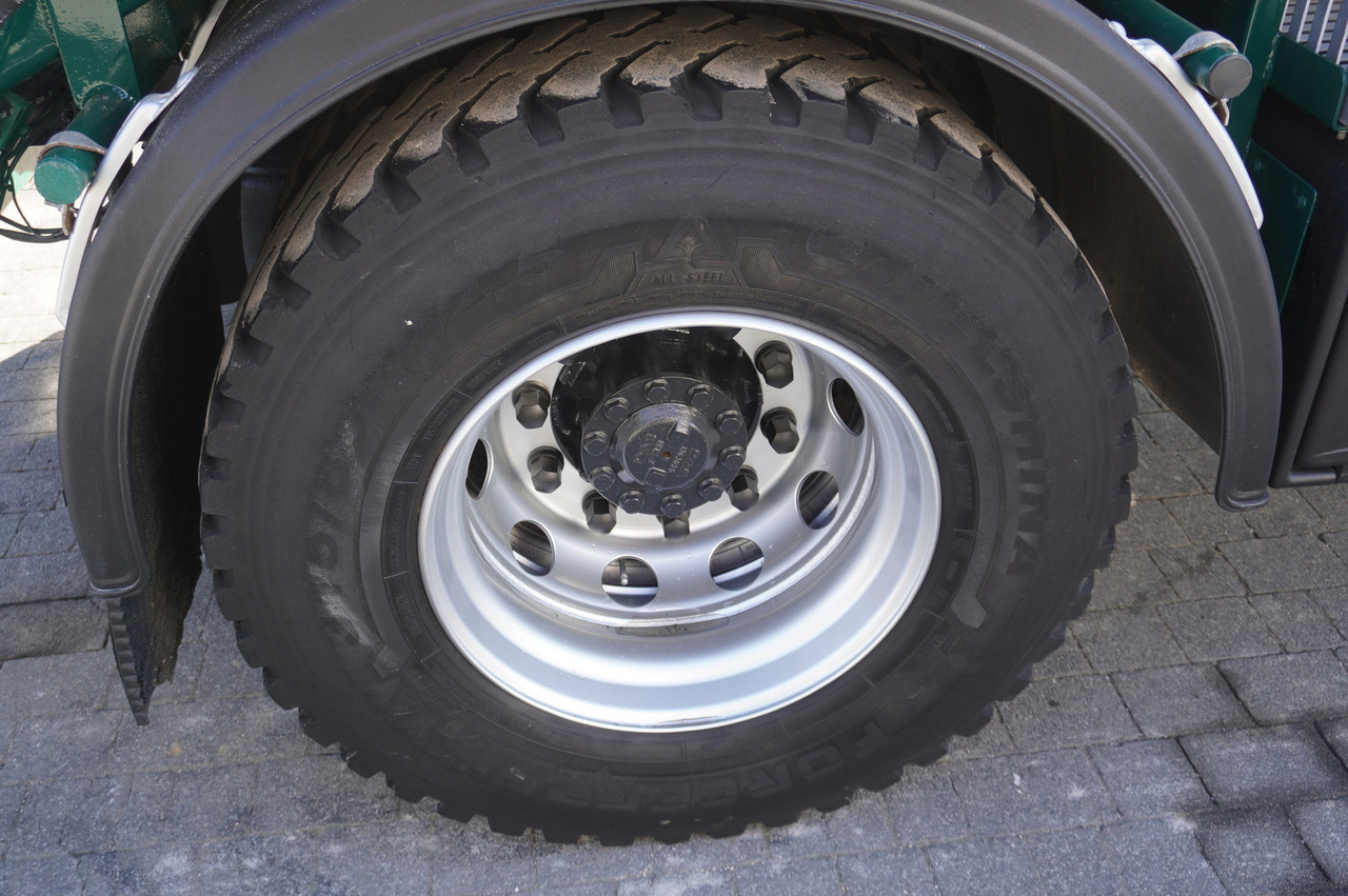 Skip loader truck, Crane truck DAF LF 18.310 E6 / Skip loader Fornal NKR 130V / HDS HMF 735 K2 / Manual gearbox: picture 21 Skip loader truck, Crane truck DAF LF 18.310 E6 / Skip loader Fornal NKR 130V / HDS HMF 735 K2 / Manual gearbox: picture 21