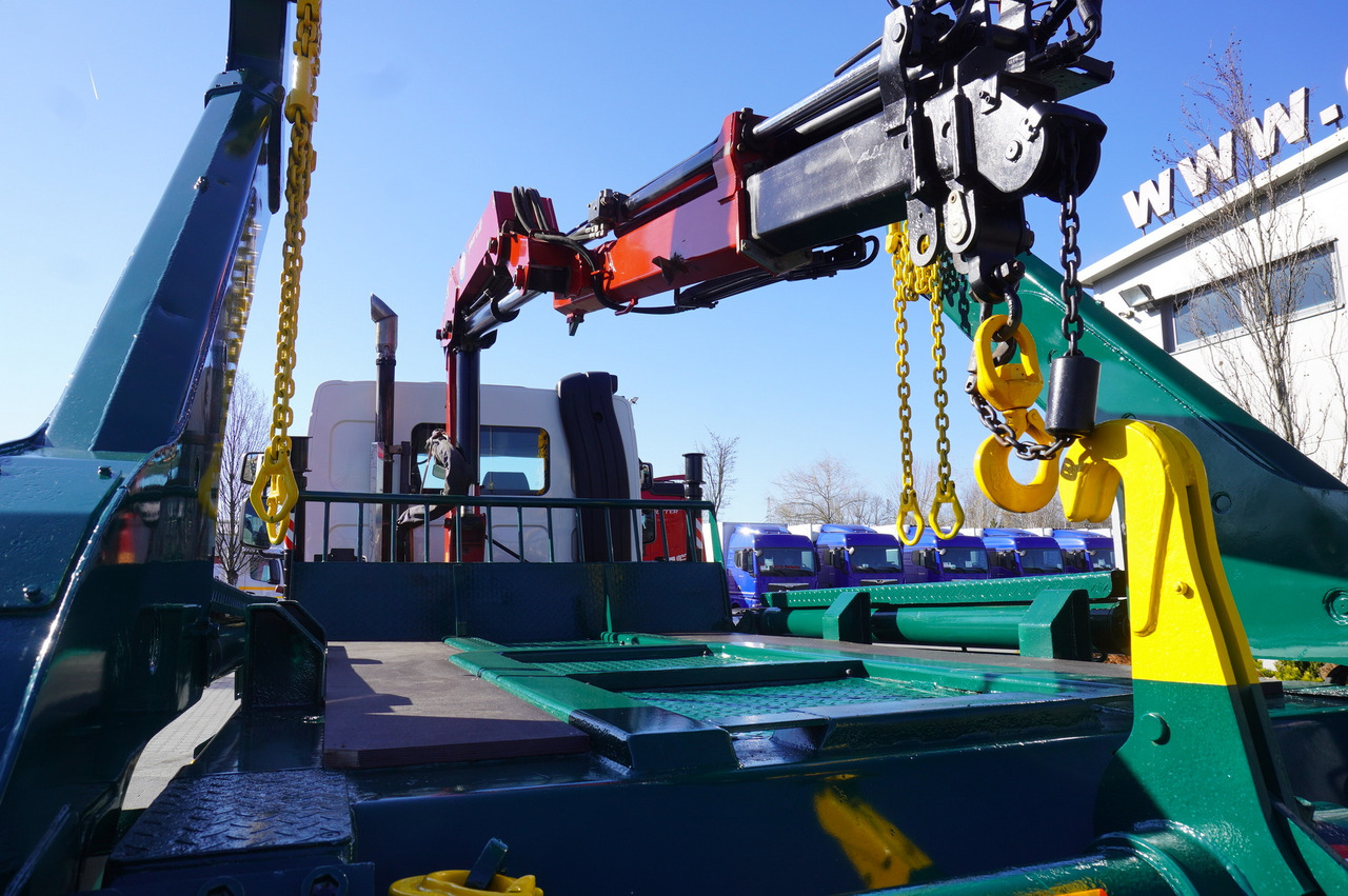 Skip loader truck, Crane truck DAF LF 18.310 E6 / Skip loader Fornal NKR 130V / HDS HMF 735 K2 / Manual gearbox: picture 13 Skip loader truck, Crane truck DAF LF 18.310 E6 / Skip loader Fornal NKR 130V / HDS HMF 735 K2 / Manual gearbox: picture 13