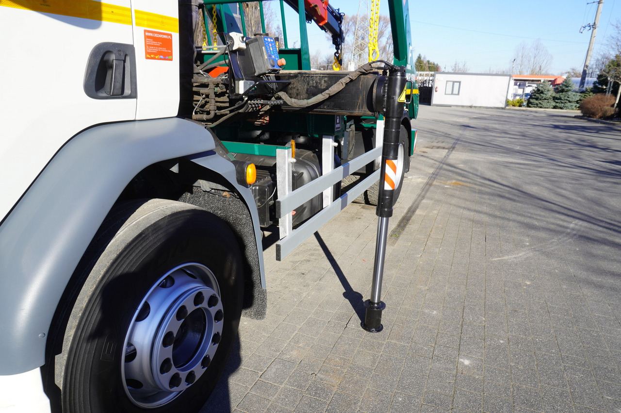 Skip loader truck, Crane truck DAF LF 18.310 E6 / Skip loader Fornal NKR 130V / HDS HMF 735 K2 / Manual gearbox: picture 20 Skip loader truck, Crane truck DAF LF 18.310 E6 / Skip loader Fornal NKR 130V / HDS HMF 735 K2 / Manual gearbox: picture 20