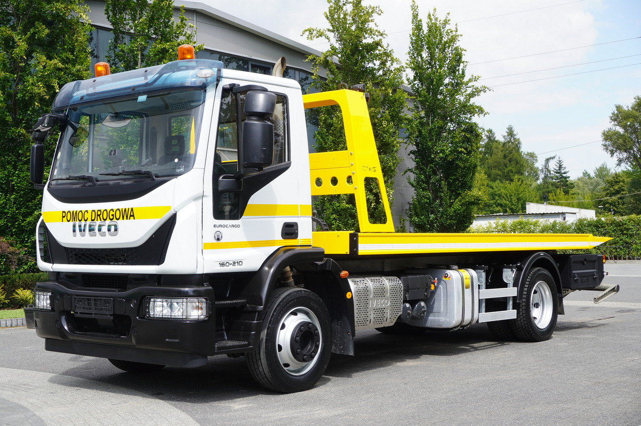 IVECO Eurocargo 160-210 / 75,000 km! / OMARS lowered tow truck platform / Fork - Tow truck: picture 2 IVECO Eurocargo 160-210 / 75,000 km! / OMARS lowered tow truck platform / Fork - Tow truck: picture 2