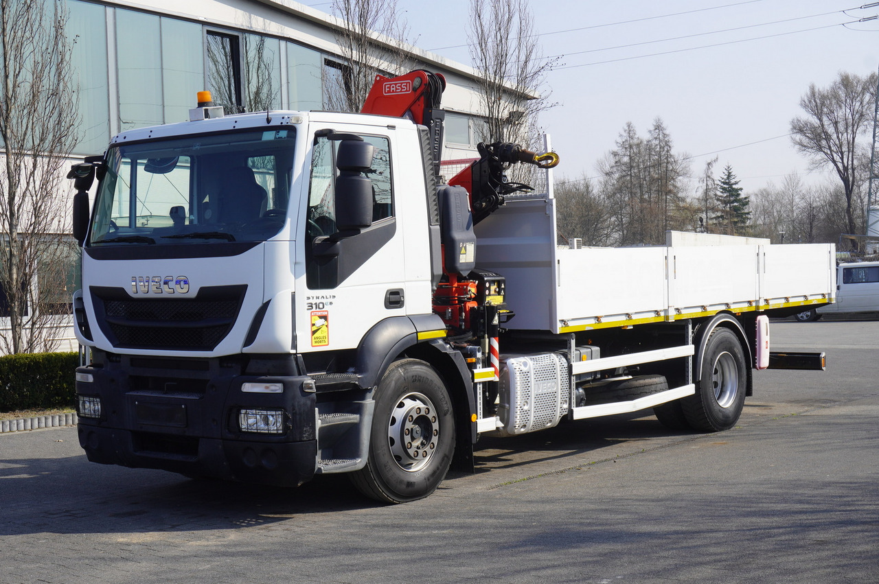IVECO STRALIS 310 E6 / HDS FASSI 155 6.2 T / 250 thousand km - Dropside/ Flatbed truck, Crane truck: picture 2 IVECO STRALIS 310 E6 / HDS FASSI 155 6.2 T / 250 thousand km - Dropside/ Flatbed truck, Crane truck: picture 2