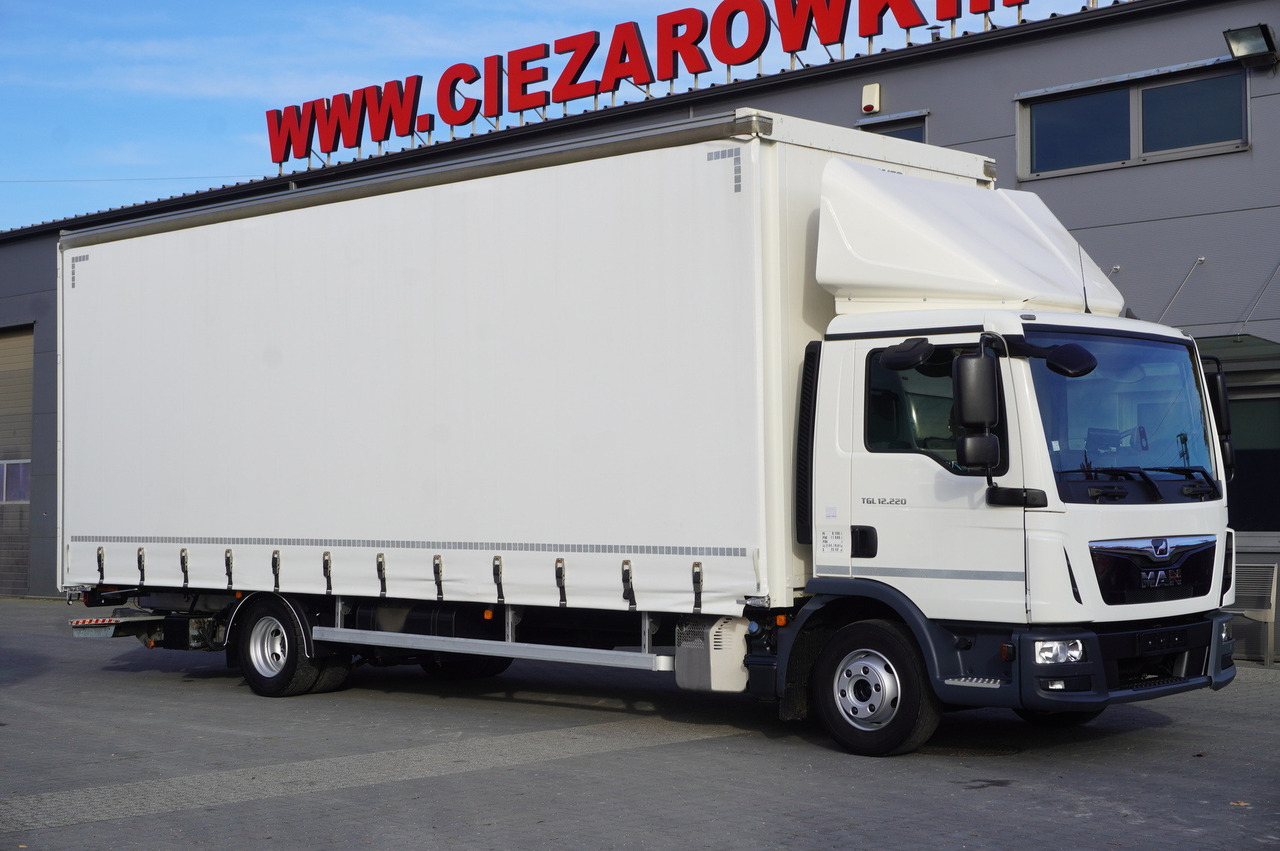 MAN TGL 12.220 / Curtainsider 19 EPAL / 140 tho. km - Curtain side truck: picture 2 MAN TGL 12.220 / Curtainsider 19 EPAL / 140 tho. km - Curtain side truck: picture 2