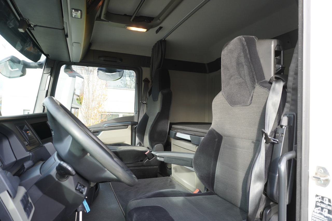 Cab chassis truck MAN TGS 26.510 6x4/4 Hydrodrive / Steering axle / Retarder / Sleeper cab: picture 19