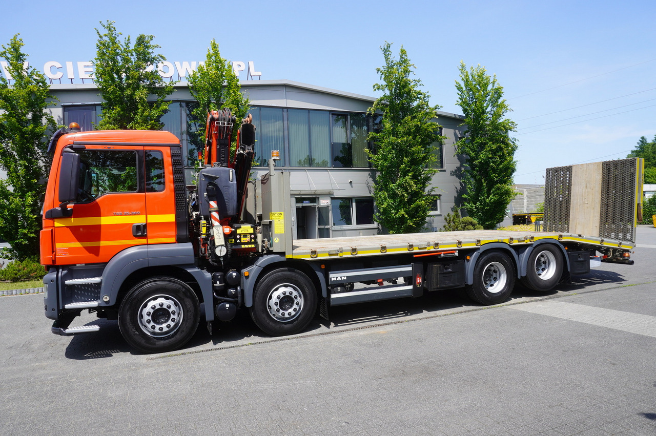 MAN TGS 35.360 E6 8x2 / FASSI F235 crane / 6.5 T cap. / 8.3 m reach - Crane truck: picture 4 MAN TGS 35.360 E6 8x2 / FASSI F235 crane / 6.5 T cap. / 8.3 m reach - Crane truck: picture 4