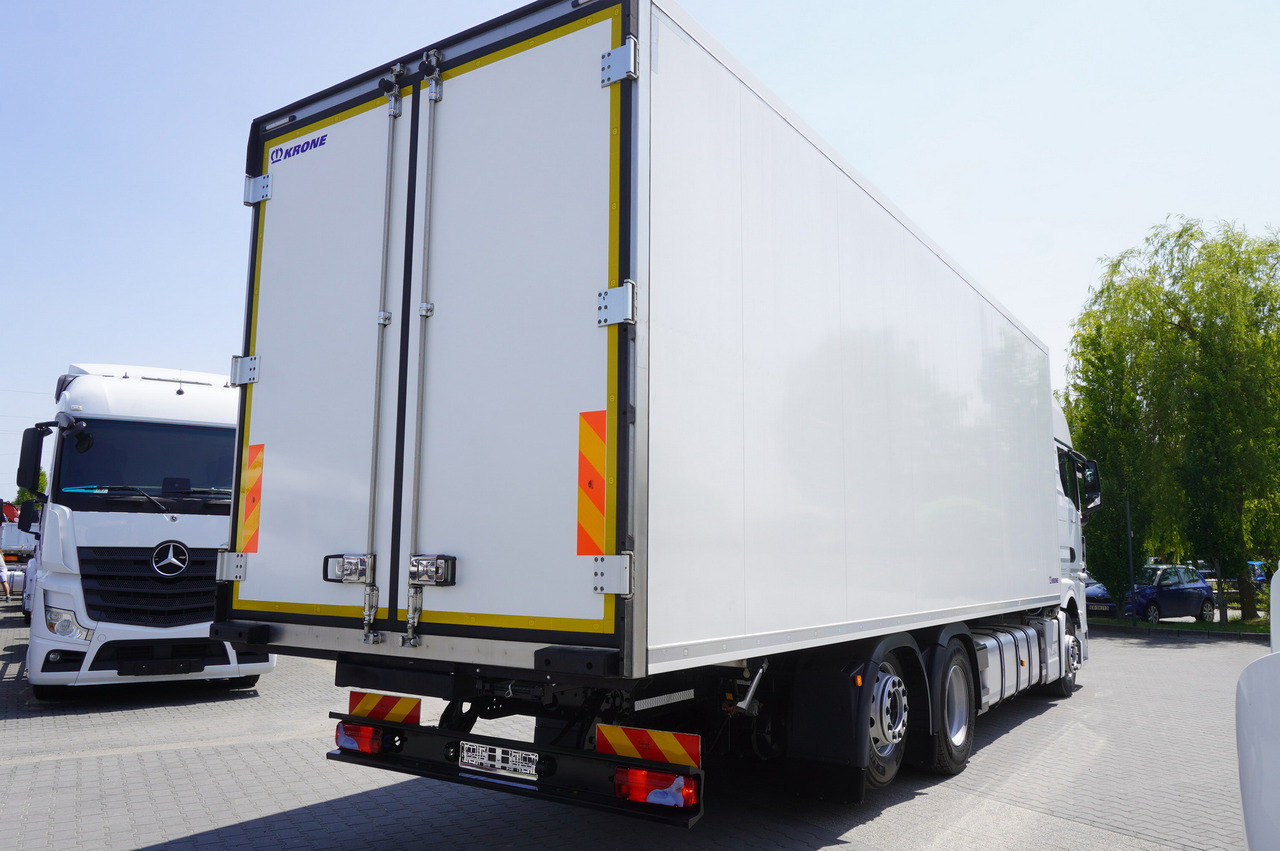 MAN TGX 26.470 / 2022 / Krone Refrigerator 40 EPAL Multitemp Dopplestock / Carrier Supra 950 MT - Refrigerator truck: picture 2 MAN TGX 26.470 / 2022 / Krone Refrigerator 40 EPAL Multitemp Dopplestock / Carrier Supra 950 MT - Refrigerator truck: picture 2