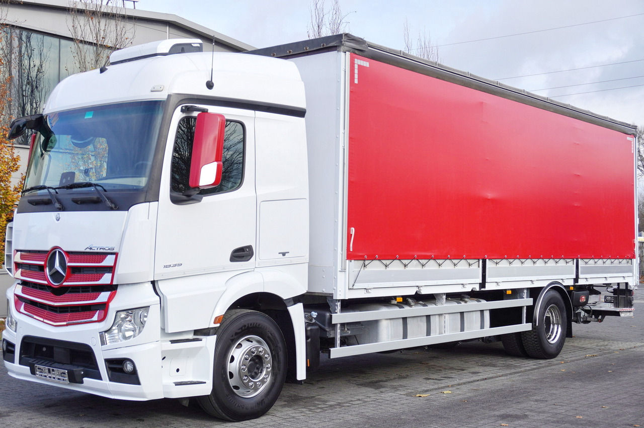MERCEDES-BENZ Actros 1835 E6 4×2 / Curtainsider 21 pallets / tail lift 1.5t - Curtain side truck: picture 1 MERCEDES-BENZ Actros 1835 E6 4×2 / Curtainsider 21 pallets / tail lift 1.5t - Curtain side truck: picture 1
