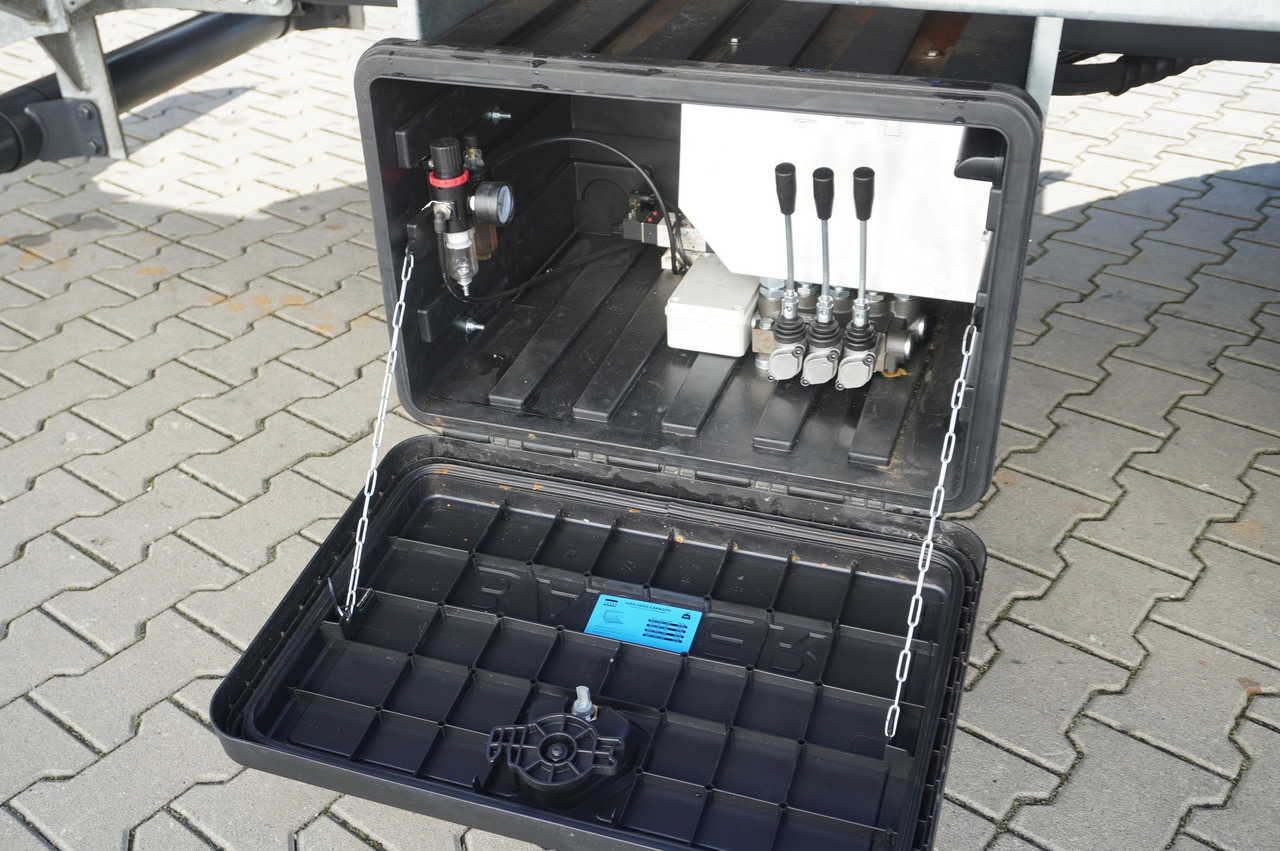 MERCEDES-BENZ Actros 1840 E6 4×2 / NEW Tow Truck platform 9.25 m / Lounge cabin leasing MERCEDES-BENZ Actros 1840 E6 4×2 / NEW Tow Truck platform 9.25 m / Lounge cabin: picture 14